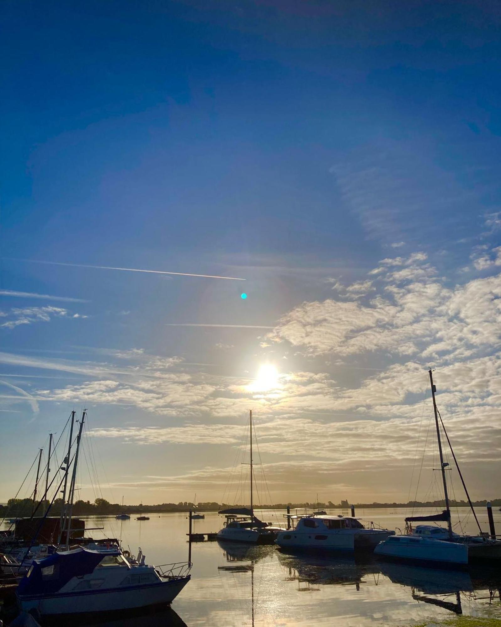 Hotel Sea Breeze Ark 900 Emsworth Exterior foto