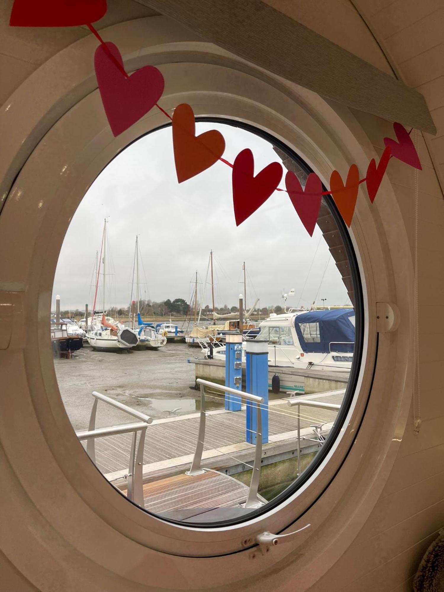 Hotel Sea Breeze Ark 900 Emsworth Exterior foto