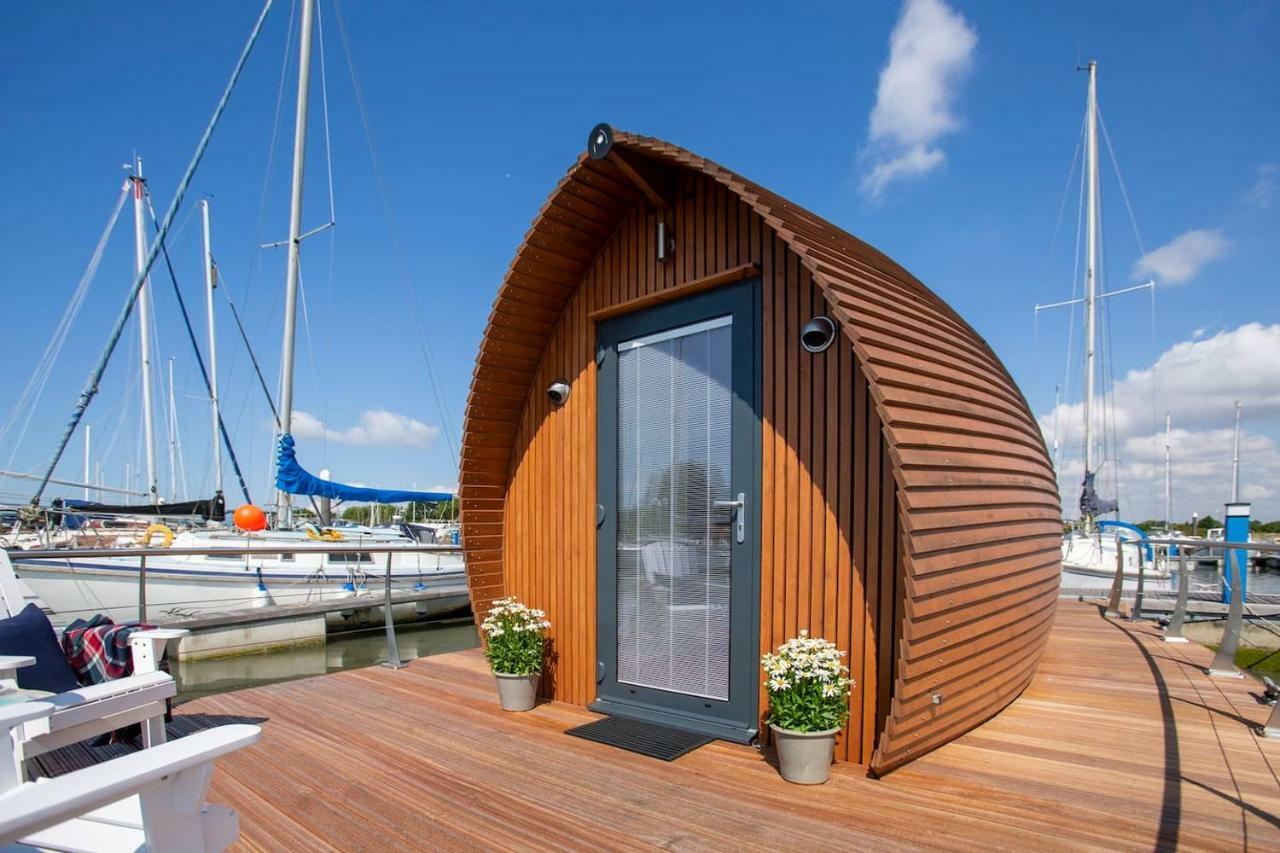 Hotel Sea Breeze Ark 900 Emsworth Exterior foto
