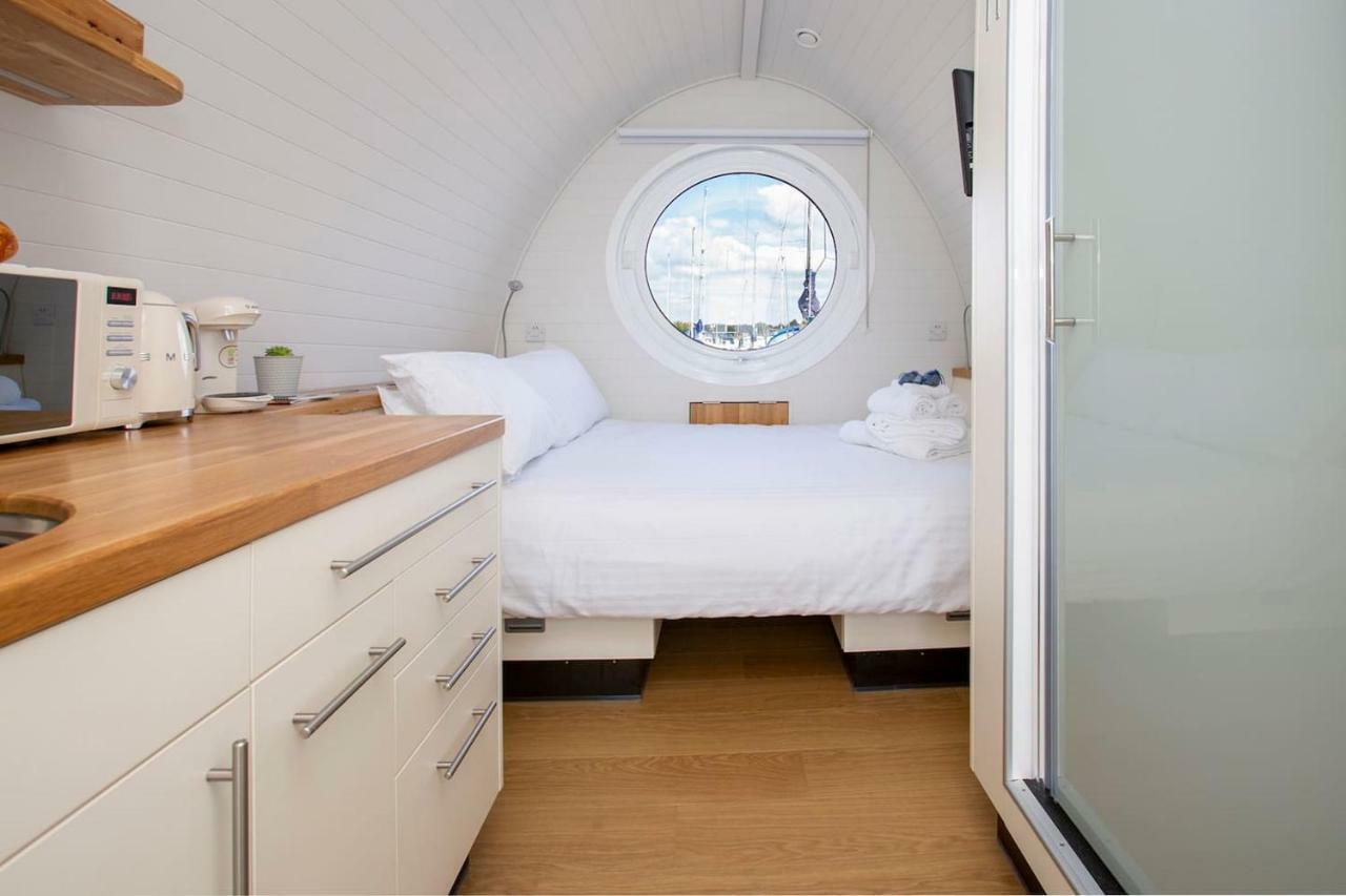 Hotel Sea Breeze Ark 900 Emsworth Exterior foto